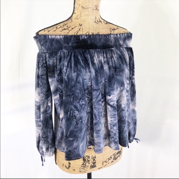AEO Velvet Off The Shoulder Tie Dye Top - Picture 2 of 8